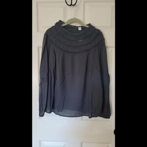 *Long Sleeve Old Navy top